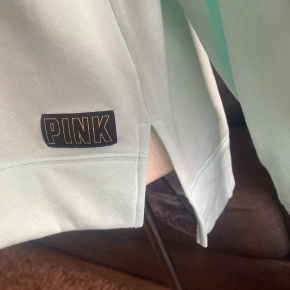 PINK Victoria Secret sweatshirt NWOT - Picture 5 of 7